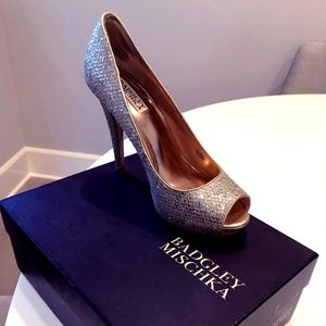 Badgley Mischka Humbie II Gold/Glitter Pumps